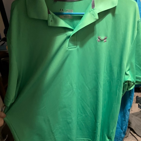 Active wear t-shirts. Great condition - Picture 15 of 16